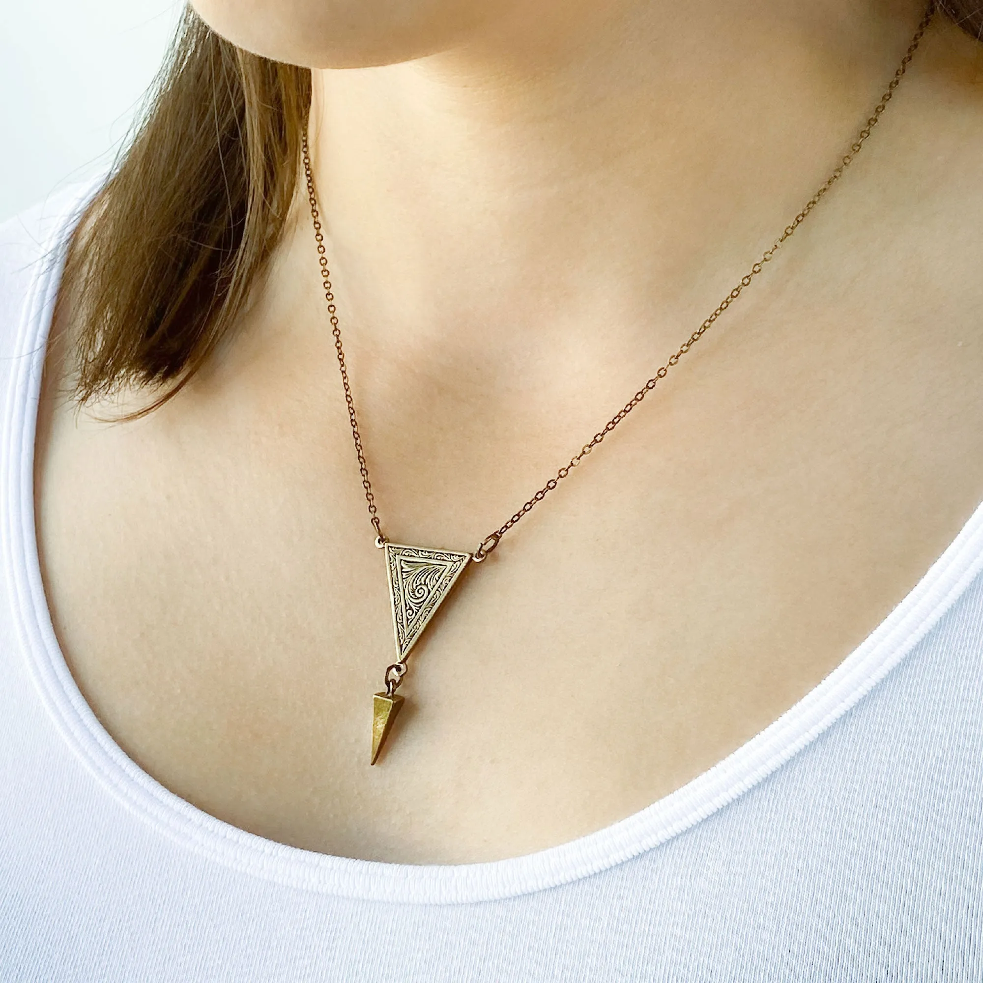 ARCHIE Art Deco style pendant necklace