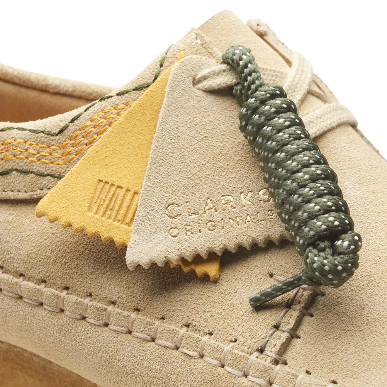 Clarks Weaver Maple Suede Embroidery