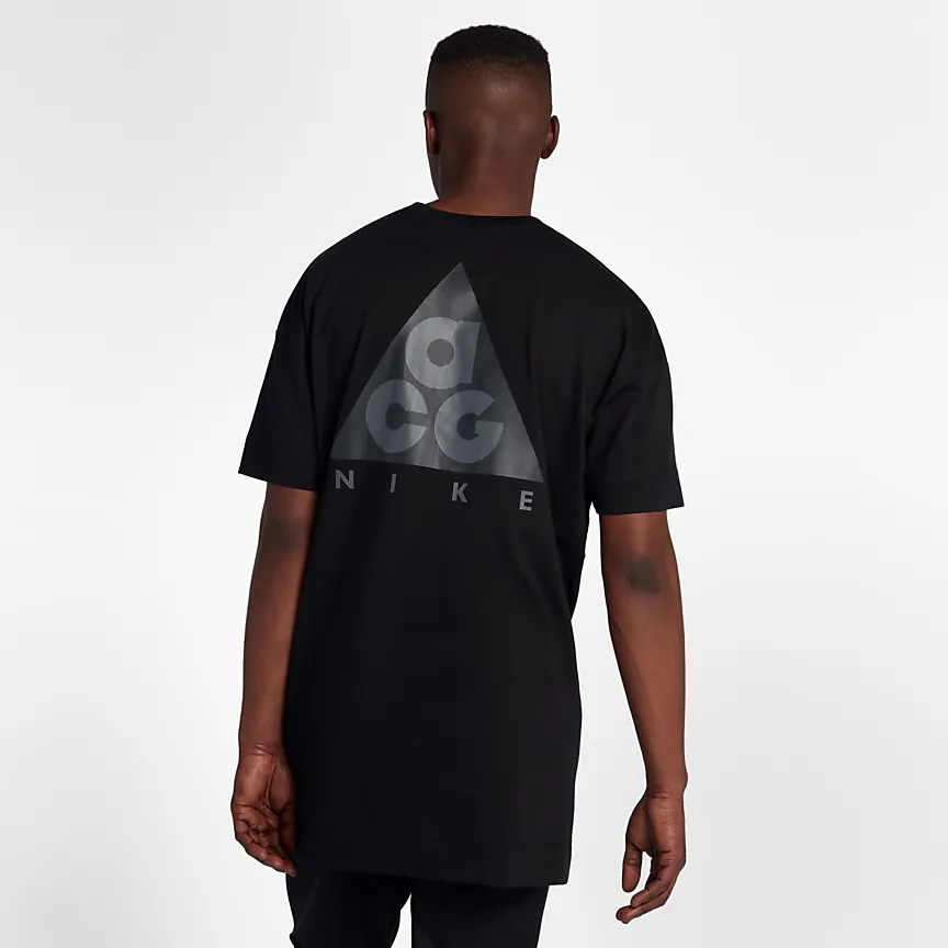 Nike ACG T-Shirt Black (Size XL)