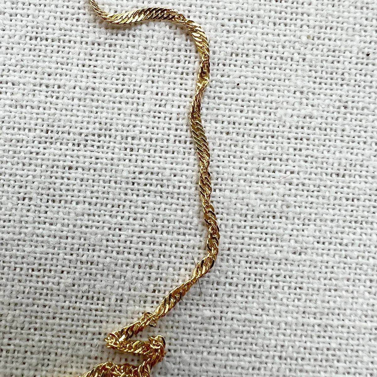 Nonna Chain, Gold